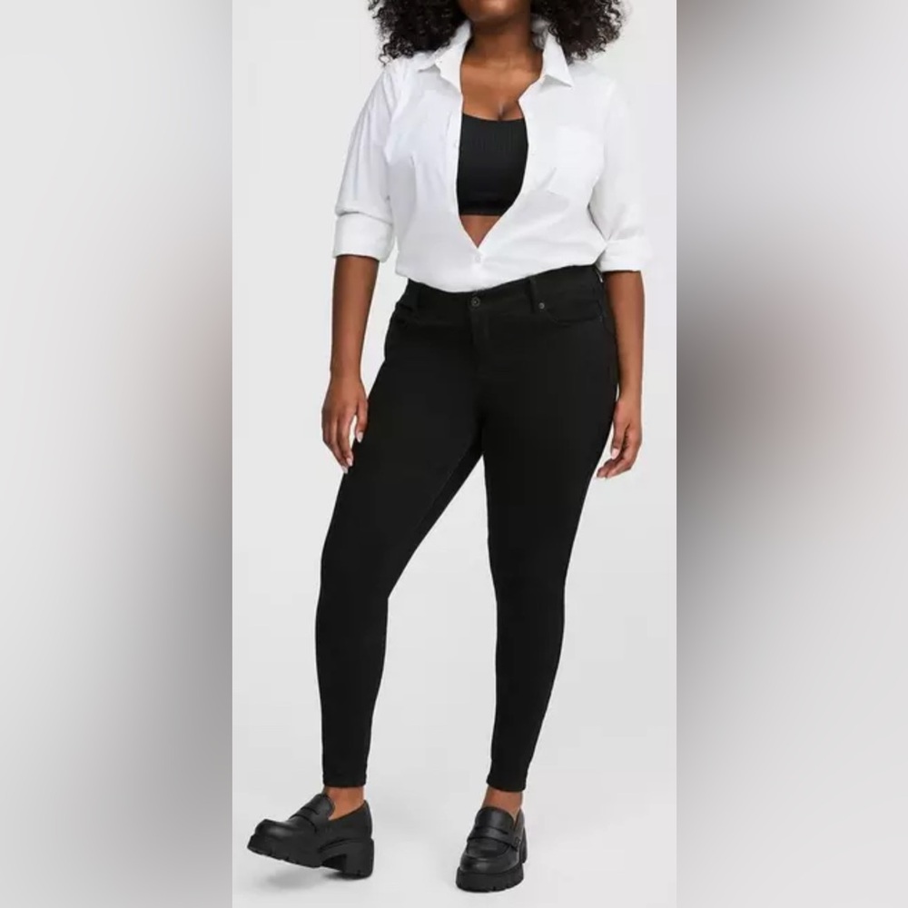 Torrid Bombshell Skinny Premium Stretch Black Jeans Size 16XS